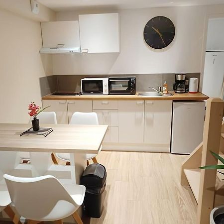 Le Petit Cocon Apartamento Pont-Évêque Exterior foto