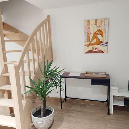 Le Petit Cocon Apartamento Pont-Évêque Exterior foto