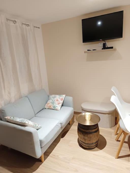 Le Petit Cocon Apartamento Pont-Évêque Exterior foto